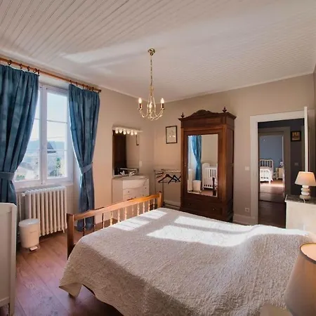 Holiday home Maison Du Pont De La Roussie *